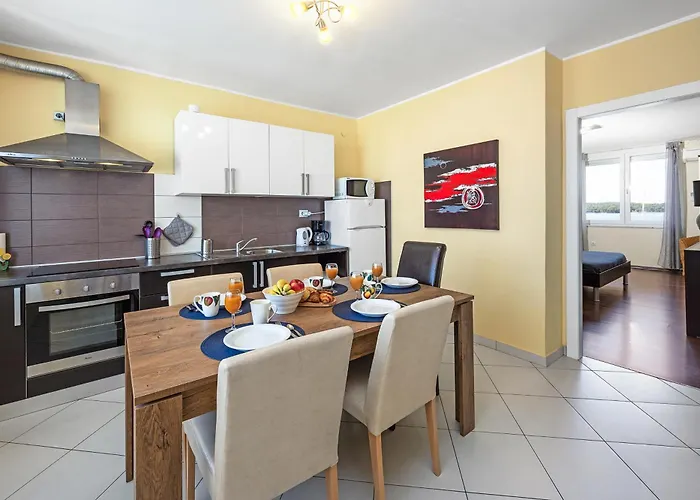 Apartment Seaview Arena Apartman Pula